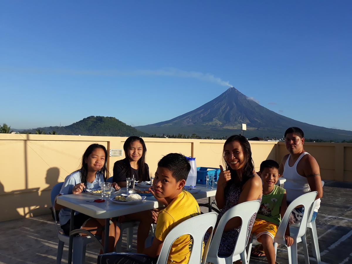 JDL Residences Hostel Legazpi Exterior foto