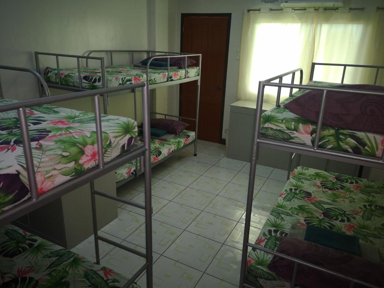 JDL Residences Hostel Legazpi Exterior foto